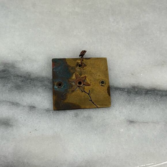 Handmade Sunflower brass square pendant - Picture 1 of 3